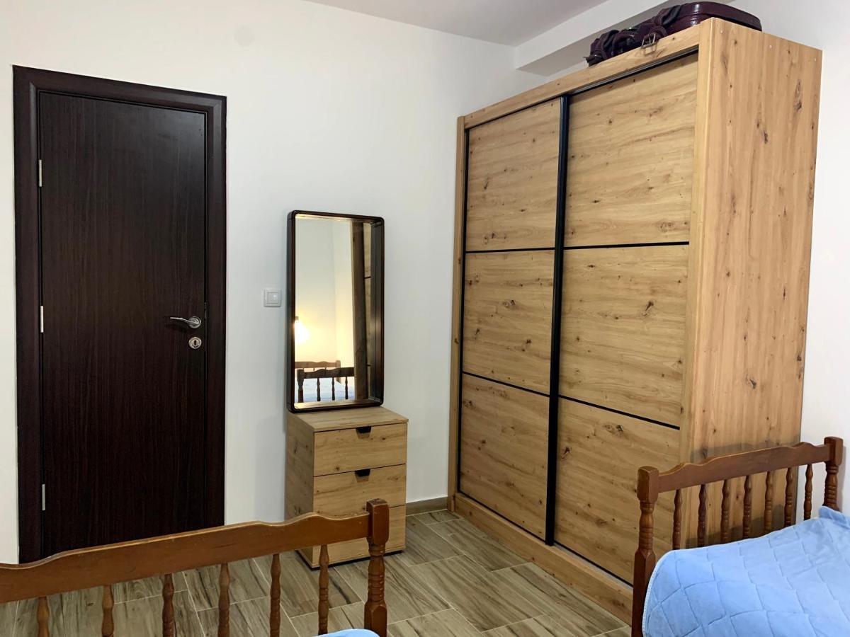 Apartment Senka Tivat Buitenkant foto